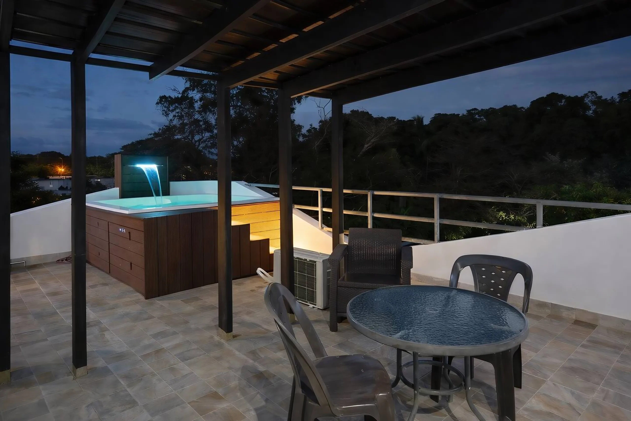 Penthouse 3 chambres spacieux avec parking